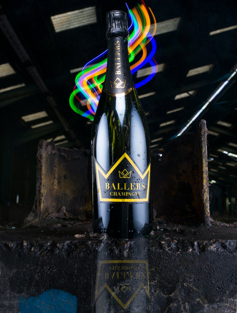 BALLERS CHAMPAGNE YELLOW FANTOME BRUT IN THE DARK NOT ILLUMINATED